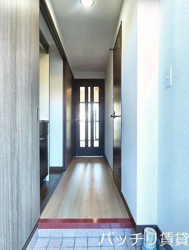 玄関　別号室イメージの為、現状を優先致します。