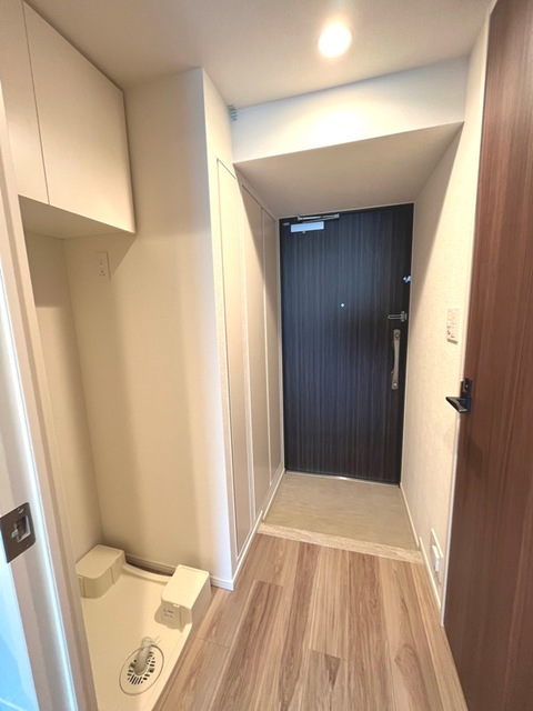 玄関　※写真は同タイプ住戸です。