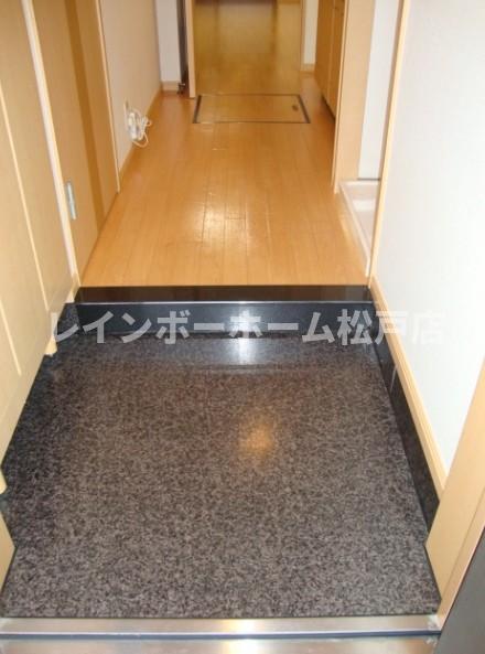 玄関　※写真はイメージです。