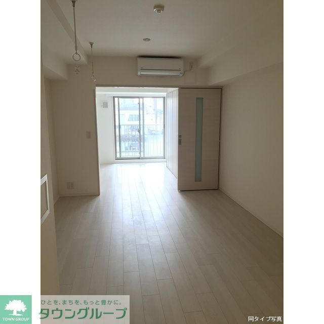 居室・リビング　※部屋タイプによって色が異なる場合がございます