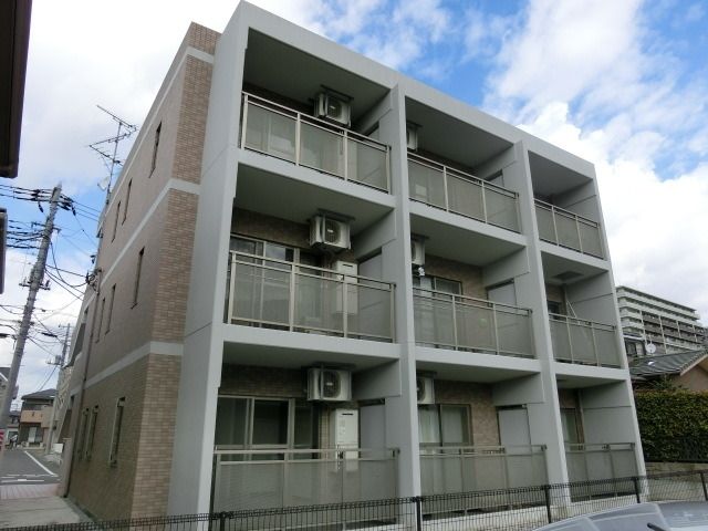 建物外観　２００８年築　大和ハウス施工　駅徒歩５分