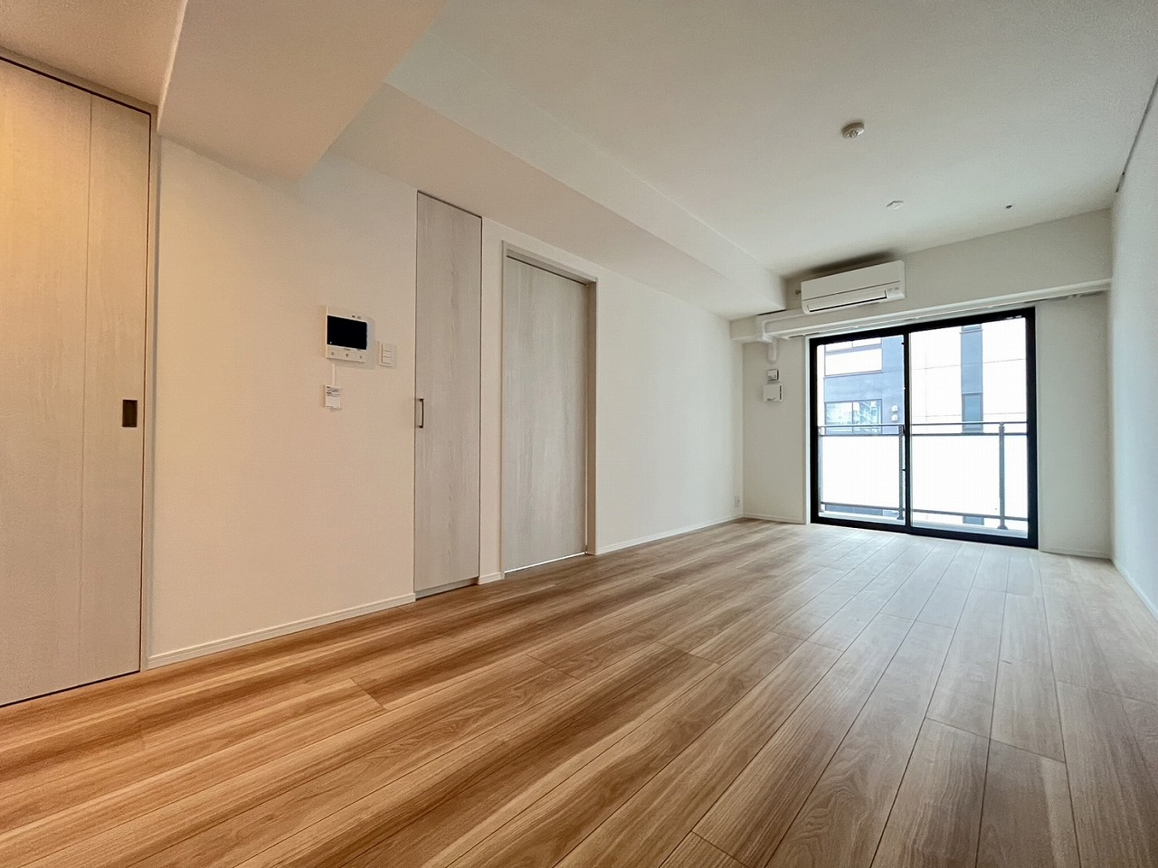 居室・リビング　奥行きのあるリビングです！＊別のお部屋の写真となります
