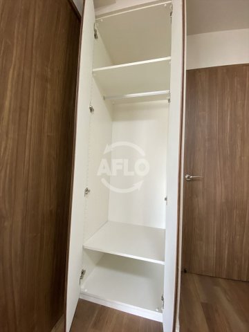 収納　クレヴィアタワー大阪本町　クローゼット