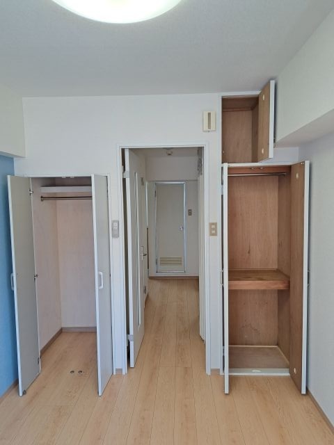 収納　洋室収納