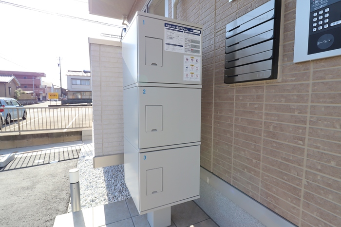 その他設備　宅配ボックス設置済み！