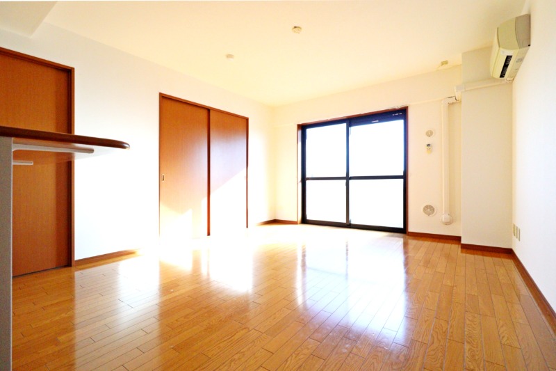 居室・リビング　図面と現状に相違がある場合には現状を優先