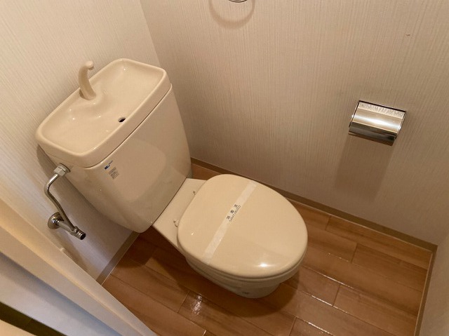 トイレ　トイレ