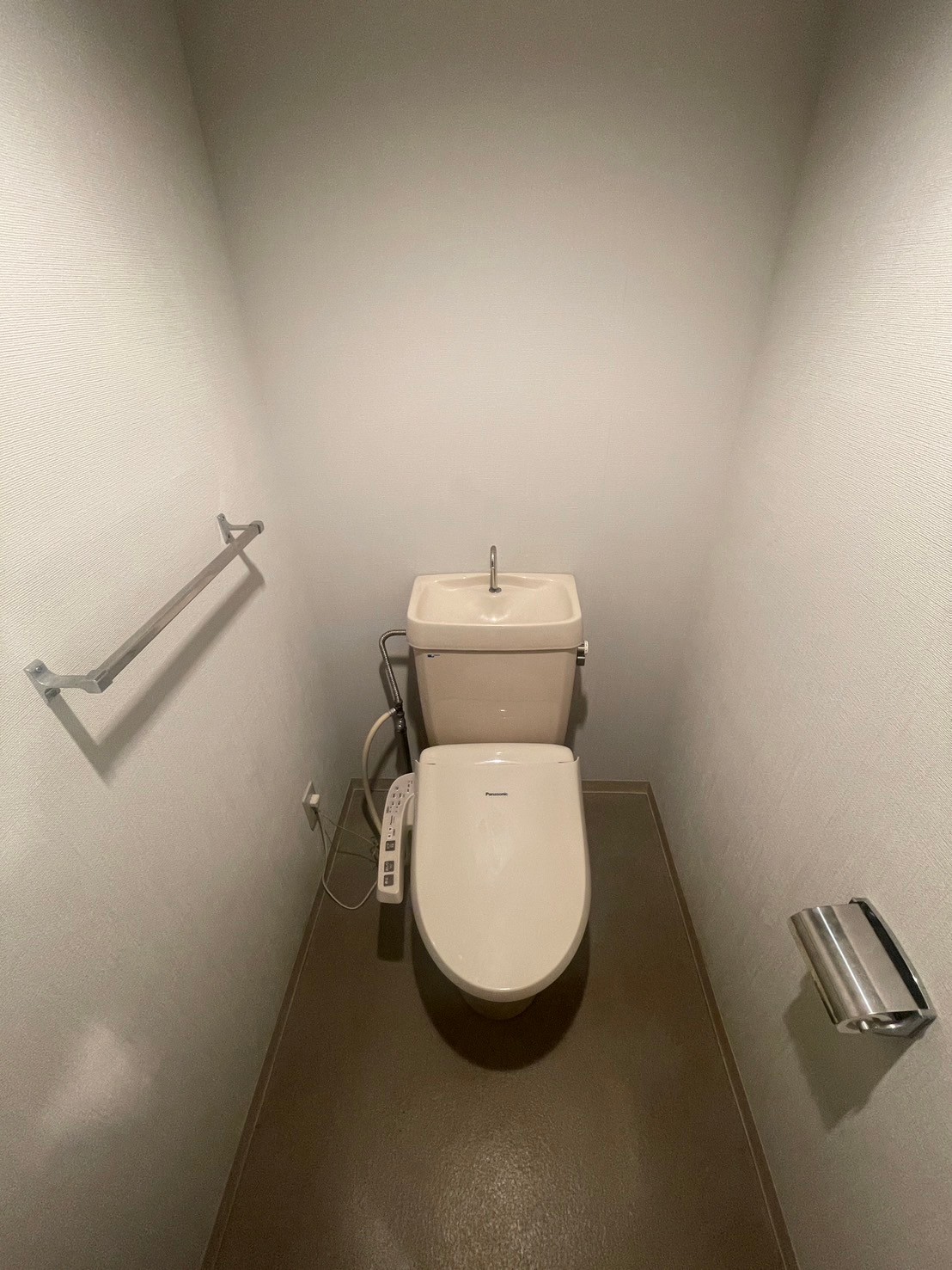 【サーム千歳ドミニオWing5のトイレ】