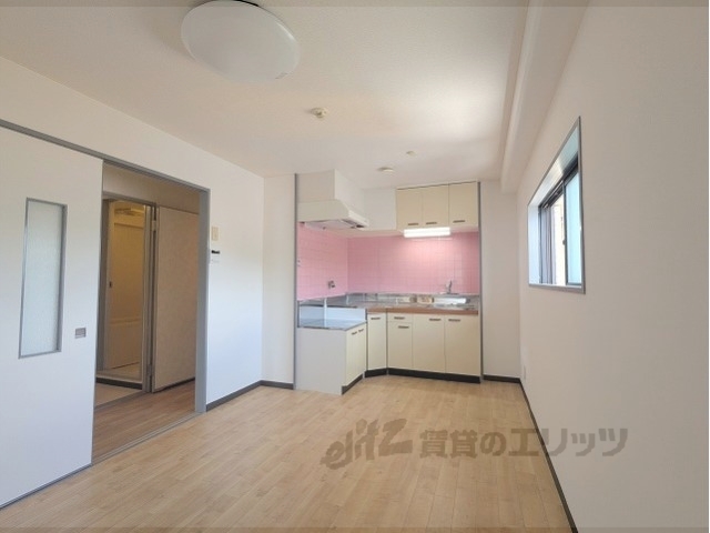 居室・リビング　リビング