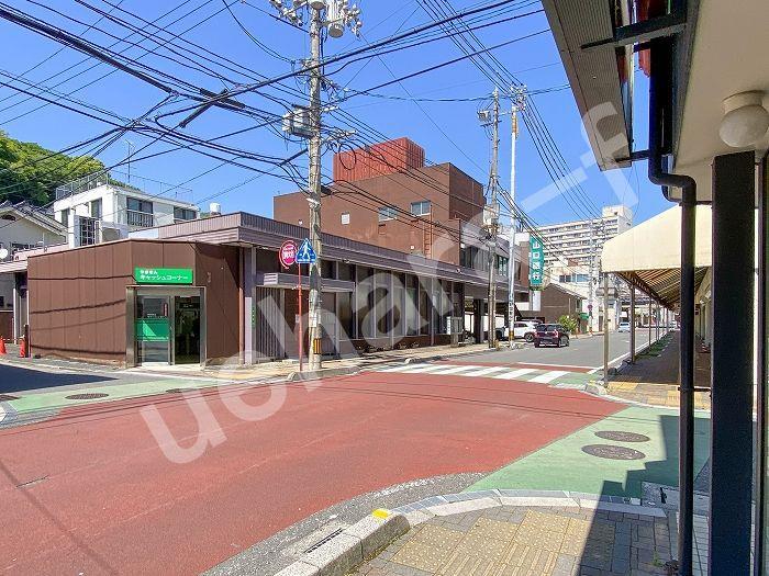 銀行　山口銀行 今浦支店（銀行）まで1000m
