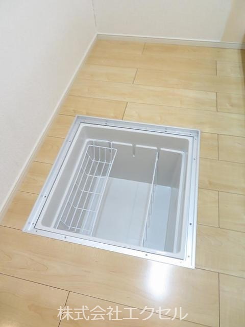 その他設備　床下収納