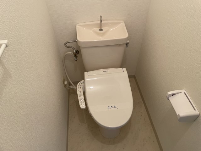 【大阪市住之江区粉浜のマンションのトイレ】