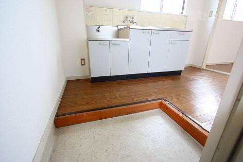 玄関　玄関から見たＫ４帖