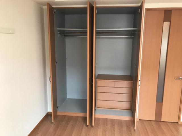 収納　クローゼット