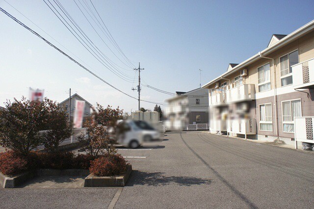 【さくら市氏家のアパートの駐車場】