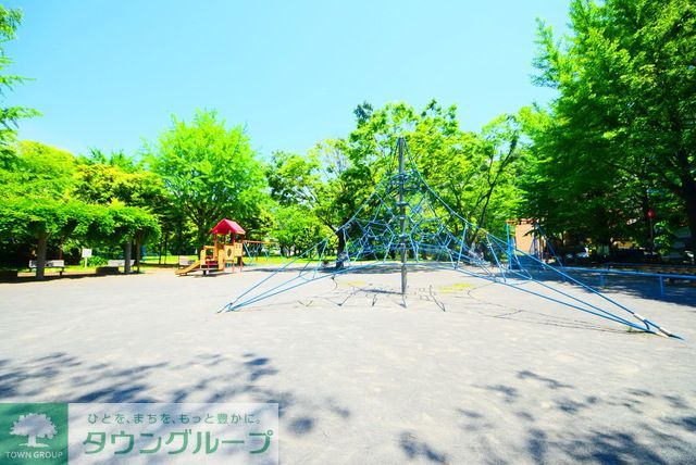 公園　神奈川公園（公園）まで320m