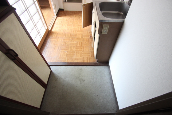 玄関　※別部屋の写真です