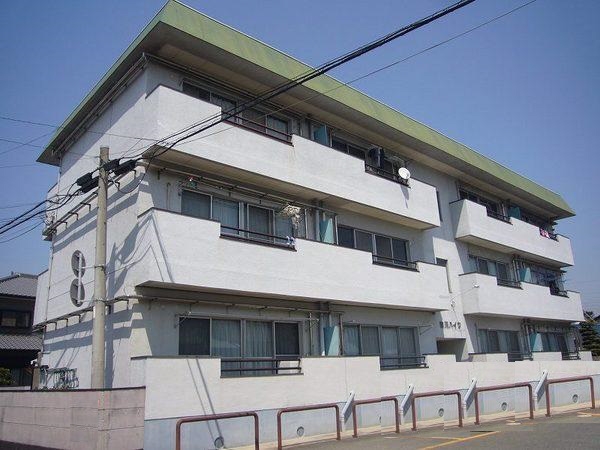 姫路市北条のマンションの建物外観