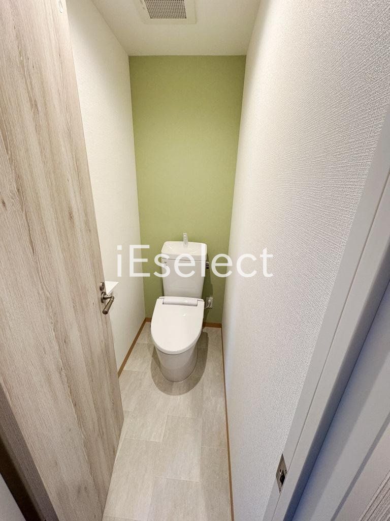 トイレ　清潔感のあるトイレです