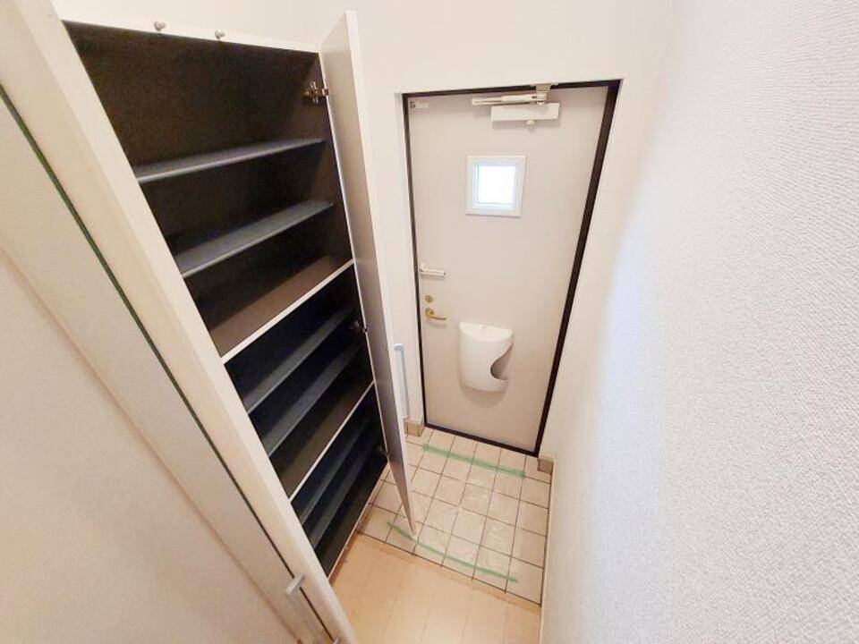 玄関　玄関