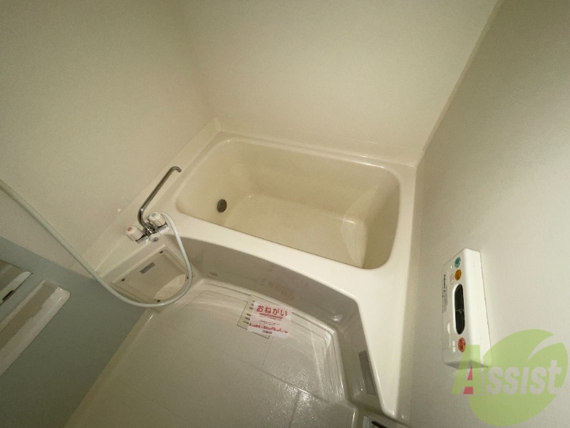 バス・シャワールーム　綺麗なお風呂で一日の疲れを吹き飛ばしましょう！