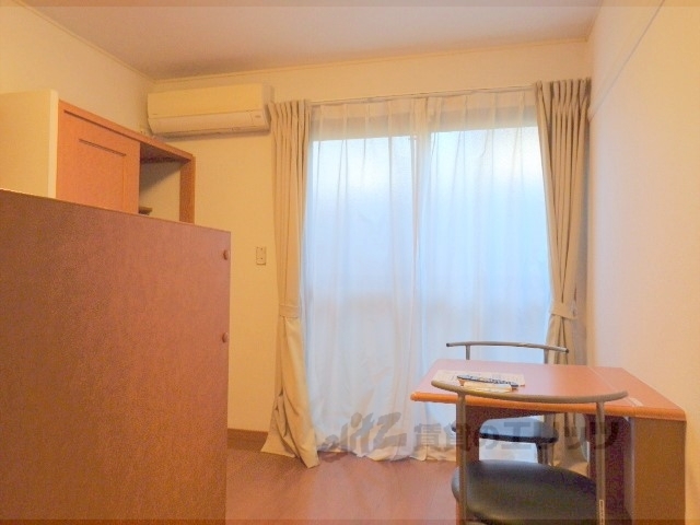 居室・リビング　洋室