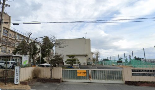 幼稚園・保育園　大津市立幼稚園比叡平幼稚園（幼稚園・保育園）まで317m