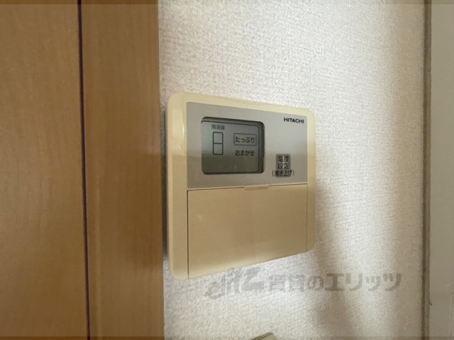 その他設備　給湯器リモコン