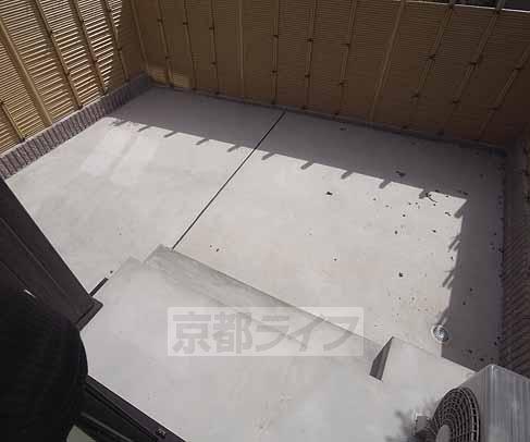 バルコニー　広々お庭