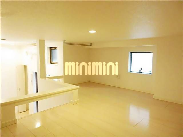 居室・リビング　ロフトです広いです。