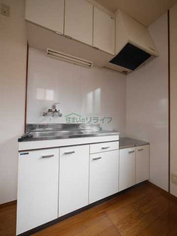 キッチン　別部屋参考写真となります。
