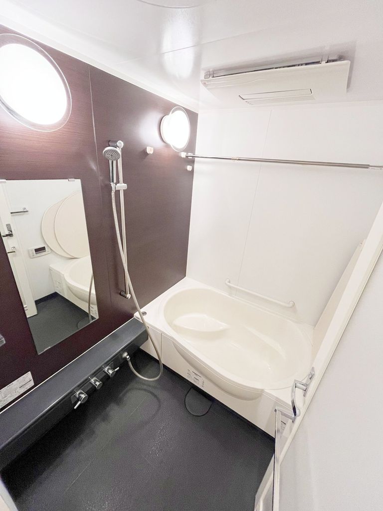 バス・シャワールーム