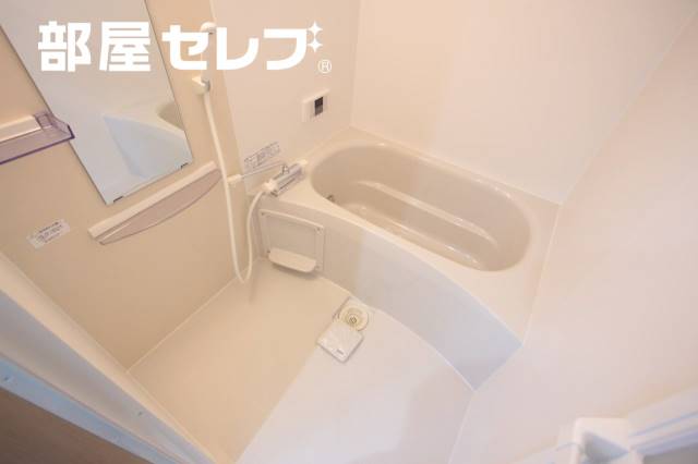 バス・シャワールーム　※２０２号室写真