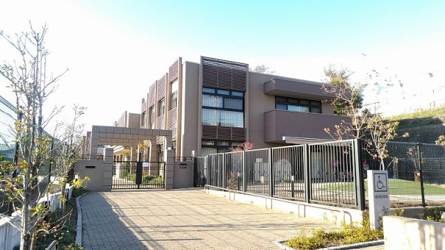 幼稚園・保育園　日吉夢保育園（幼稚園・保育園）まで670m