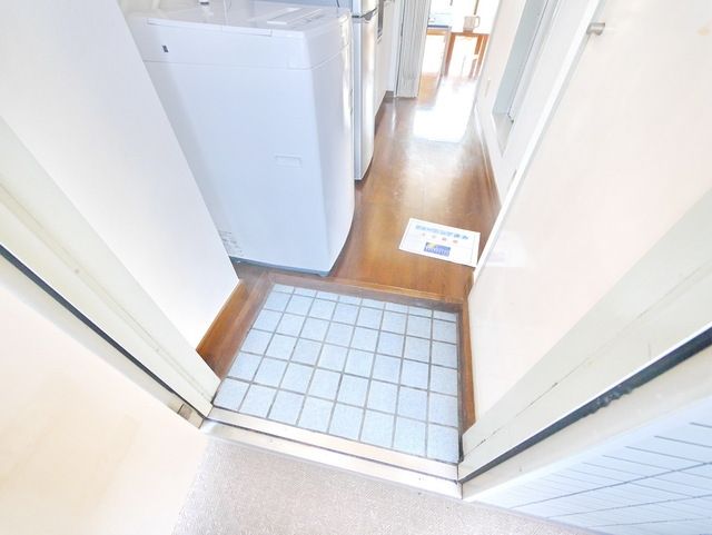 玄関　★お問い合わせはタウンハウジングまでご連絡下さい★