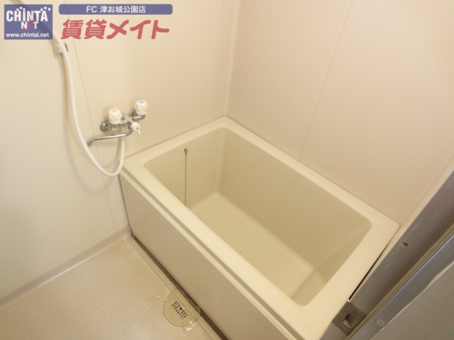 バス・シャワールーム　バスルーム