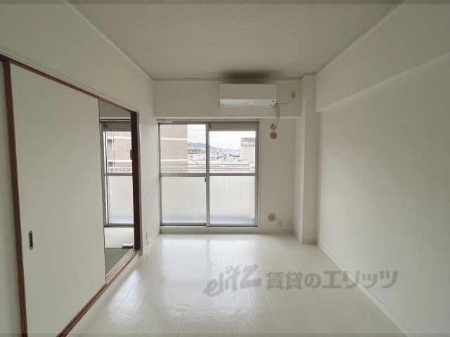 居室・リビング　洋室