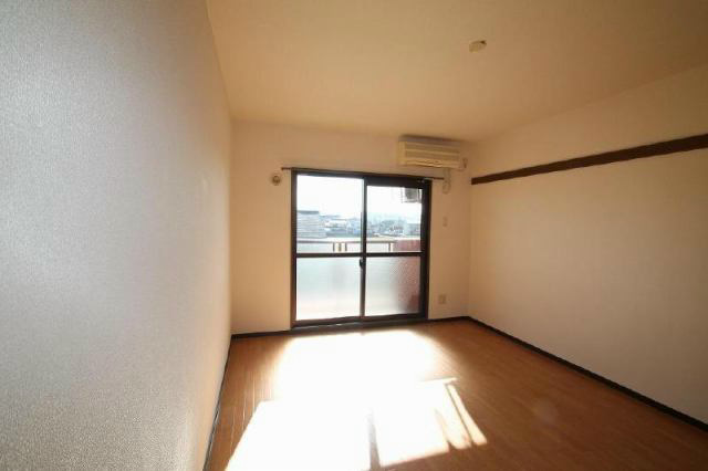 居室・リビング　※現況優先