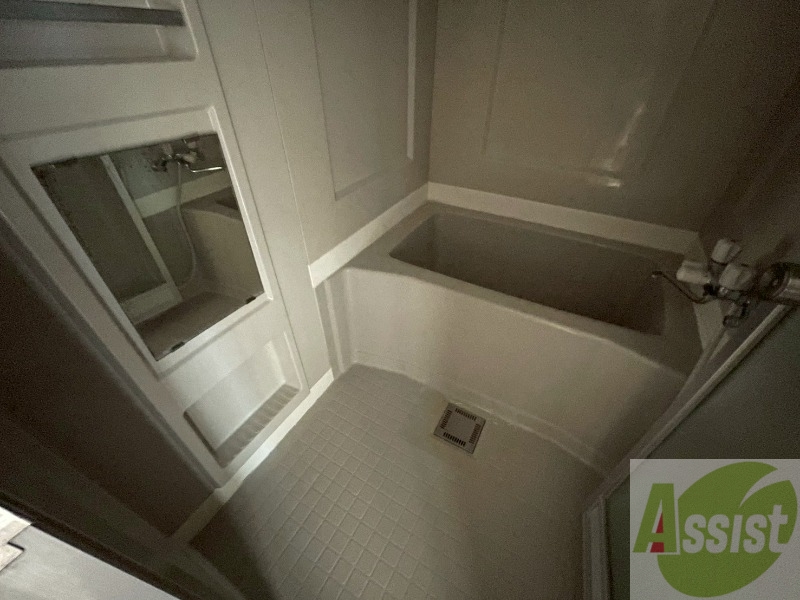 バス・シャワールーム　お風呂になります。一日の疲れを癒してくださいね。