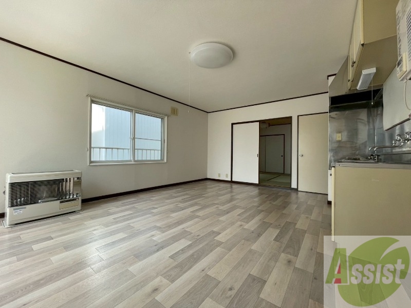 居室・リビング　広くてきれいなリビングです！快適に過ごせそうですね。