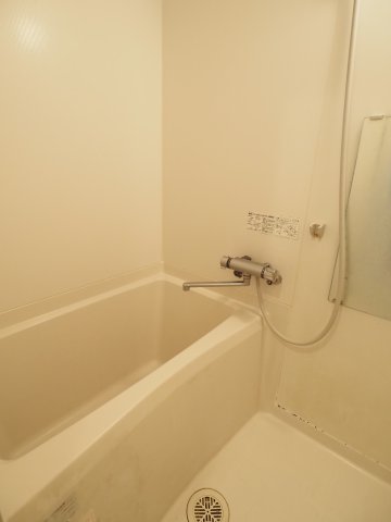 バス・シャワールーム　日々の疲れを癒やすバスルーム