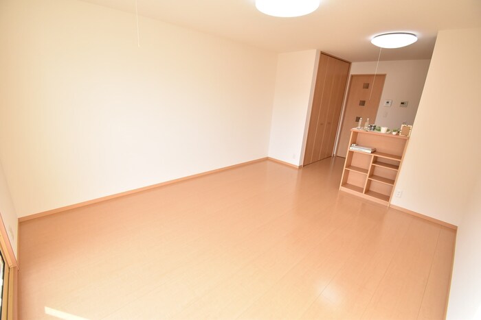 居室・リビング　洋室１３帖