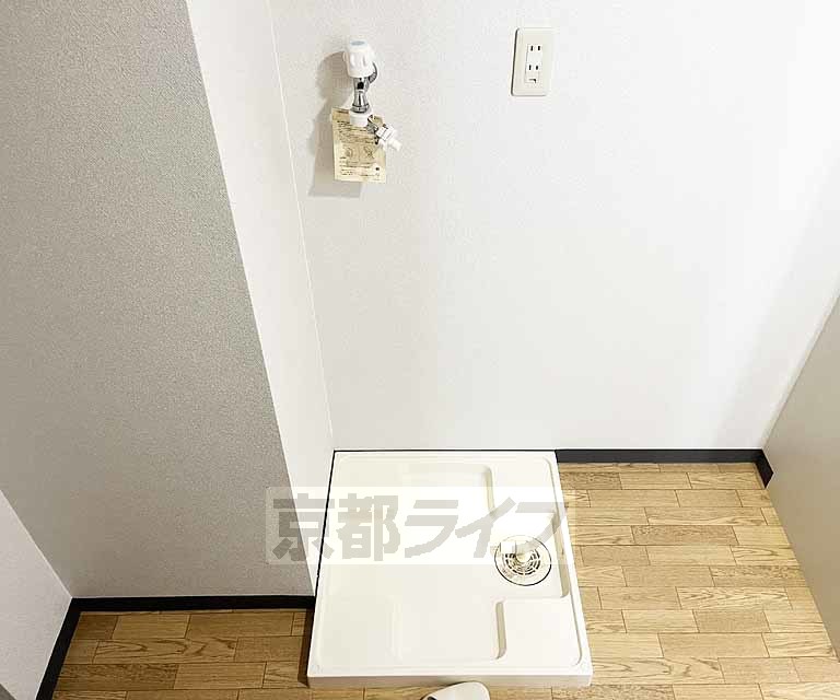 その他設備　室内洗濯機置き場ありで、脱衣・洗濯が室内でできます。