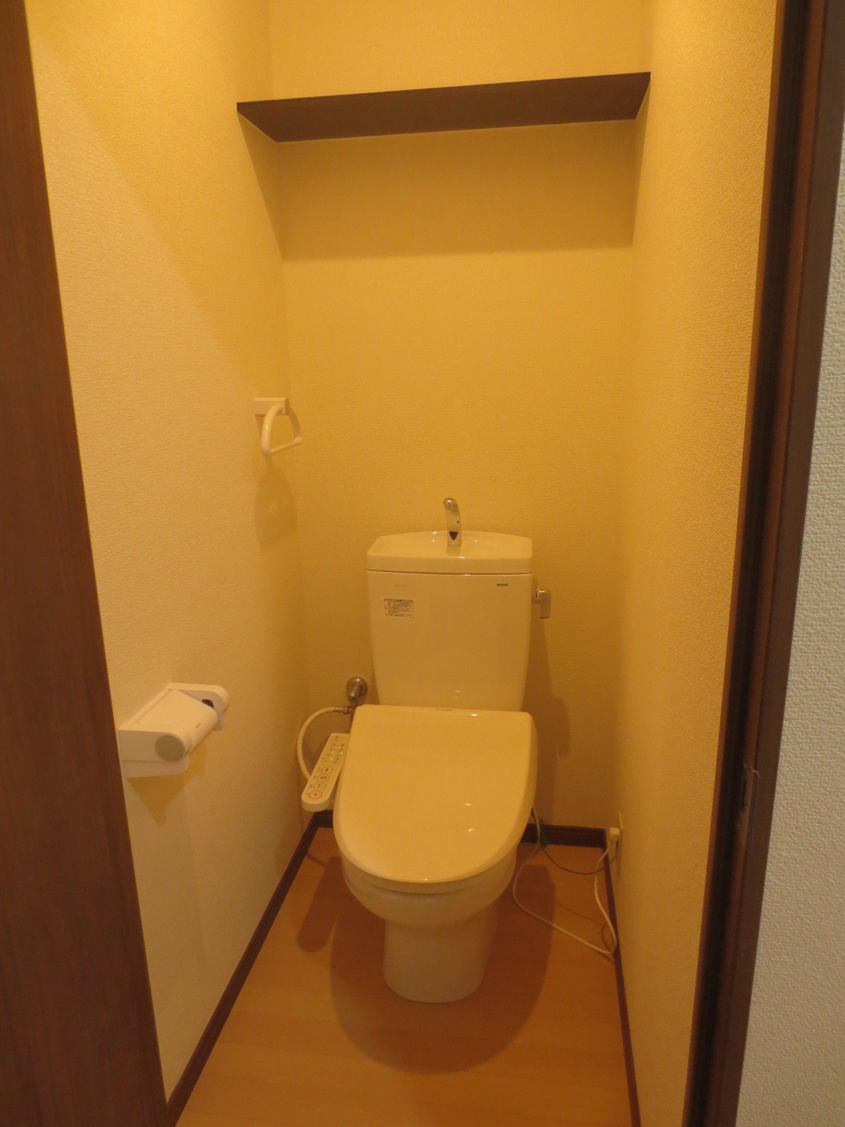 トイレ　ウォシュレット付き！