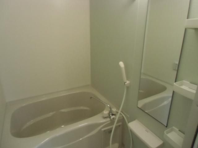 バス・シャワールーム　★築浅　更新料不要★