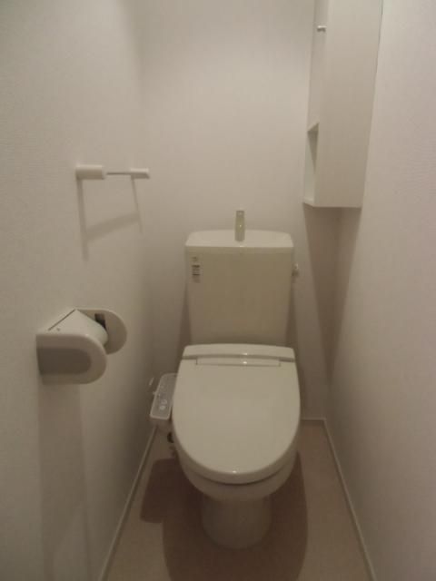 トイレ　★築浅　更新料不要★