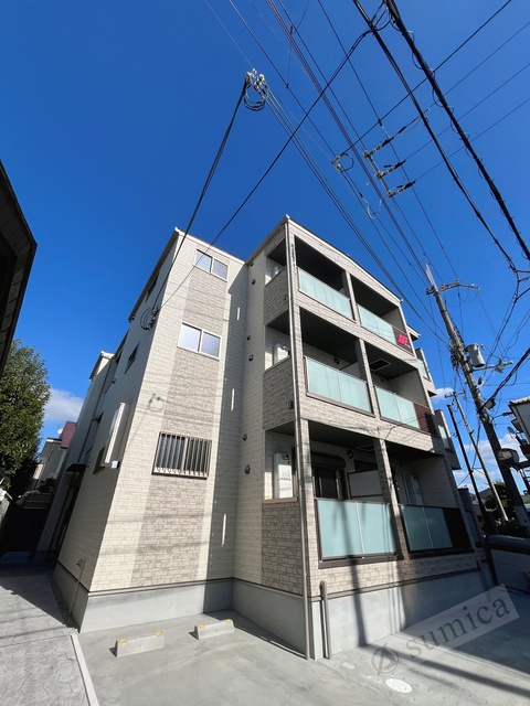 建物外観　スタイリッシュな建物です＾＾