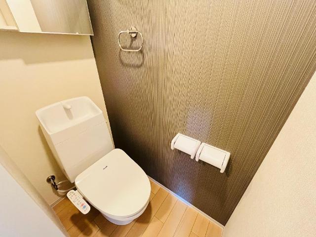 トイレ　シャワー付トイレ