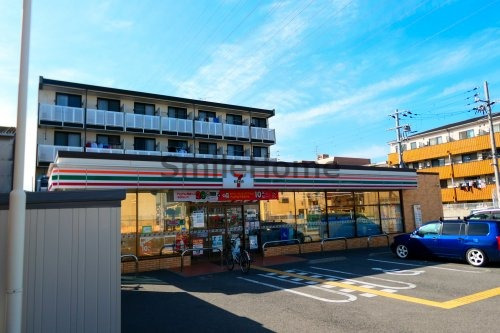 コンビニ　セブンイレブン 大阪御崎8丁目店（コンビニ）まで134m