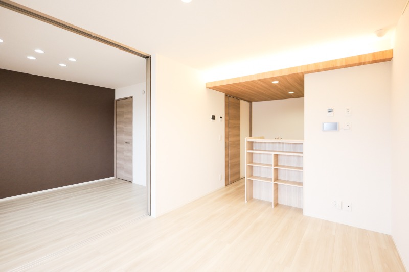 居室・リビング　図面と現状に相違がある場合には現状を優先